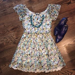 Sequin Hearts - Floral Print Lace Dress